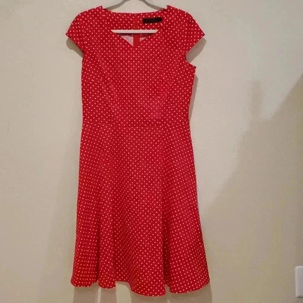 Dress Tells Polka-Dot Red And White Midi Dress